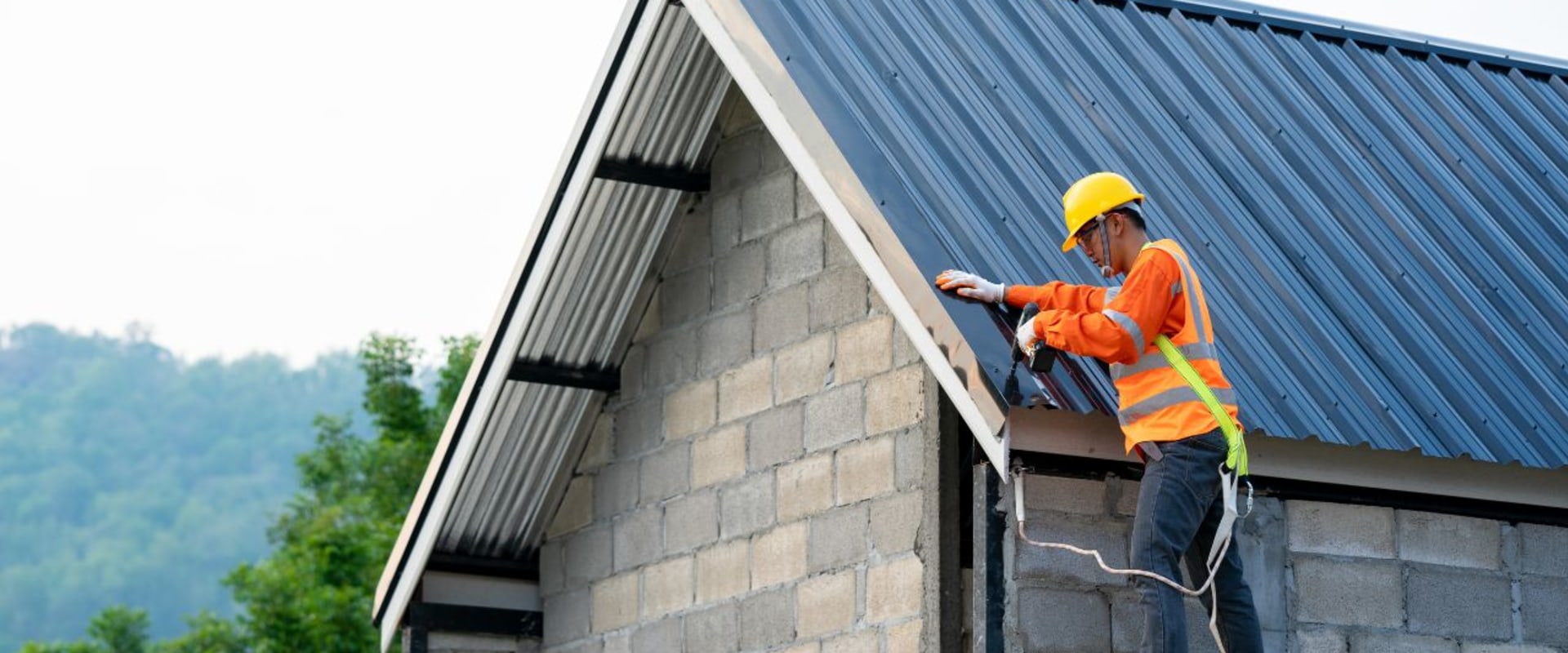 Measuring and Ordering Materials for a Successful Roofing and Siding Project