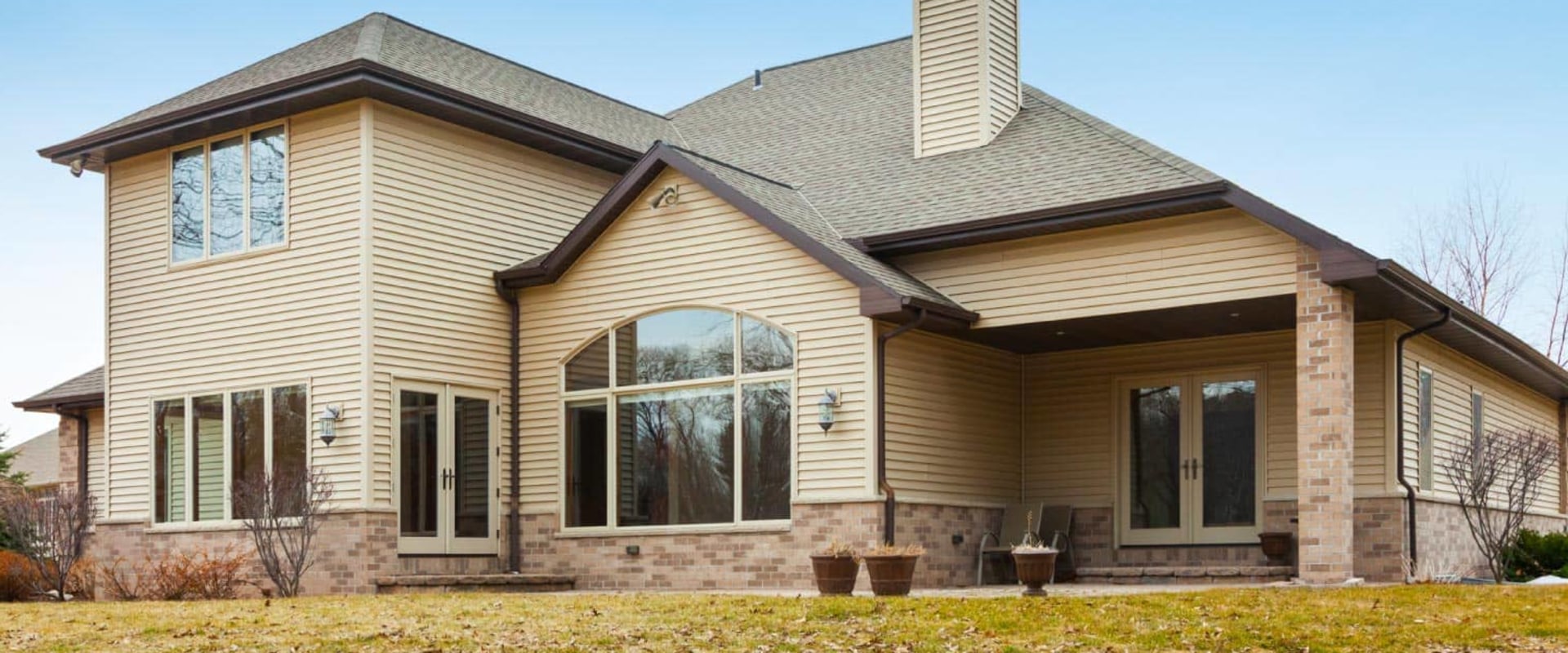 A Comprehensive Look at Vinyl Siding: Everything You Need to Know