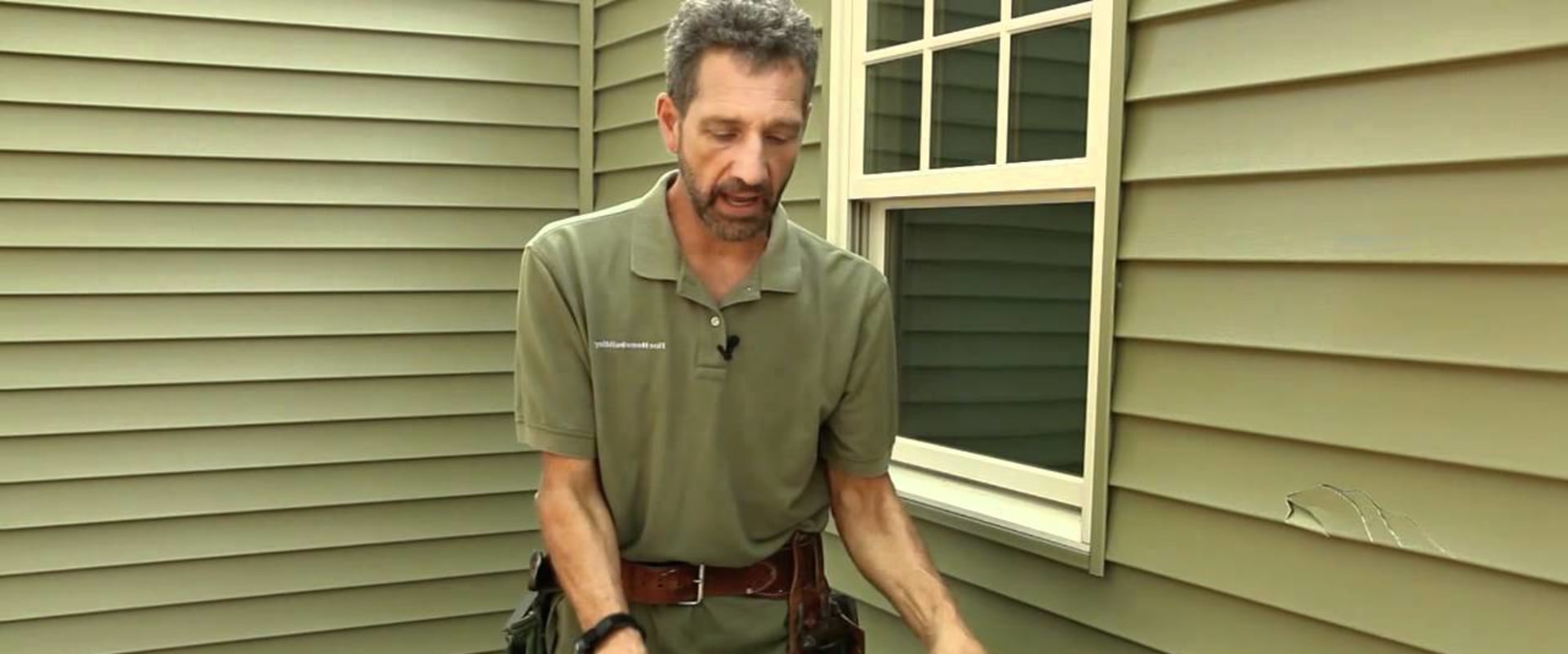 How to Deal with Loose or Missing Siding on Your Home