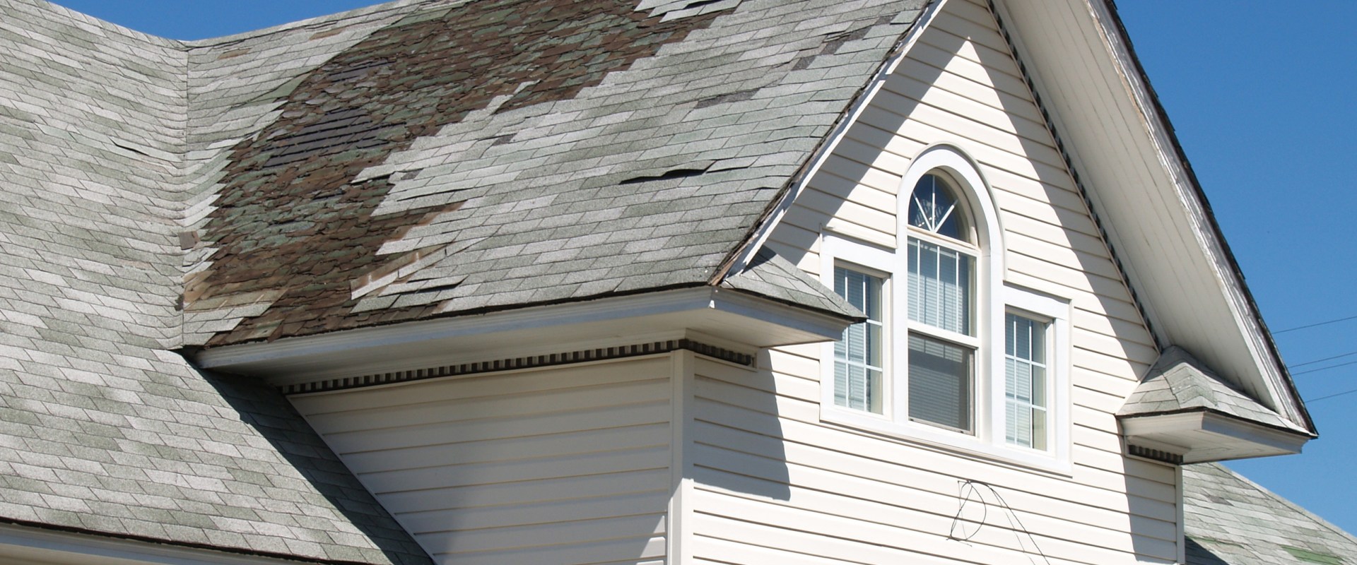 Repairing or Replacing Damaged Areas on Your Roof and Siding